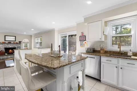 4124 Tersher Dr, Doylestown, PA 18902 photo 12