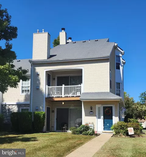 307 Hopkins Ct, Southampton, PA 18966
