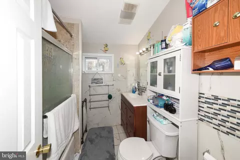 53 Ruby Ln, Levittown, PA 19055 photo 25