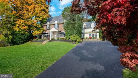 51 Golf View Rd, Doylestown, PA 18901