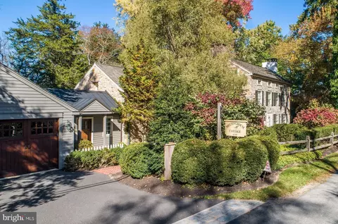6395 Meetinghouse Rd, New Hope, PA 18938