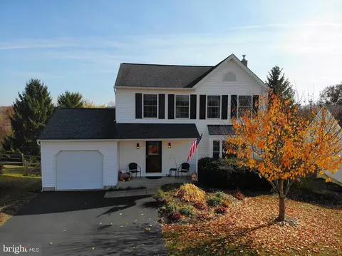536 Waltham Ln, Perkasie, PA 18944