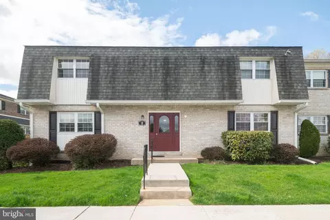 108 I Hampton Xing, Southampton, PA 18966
