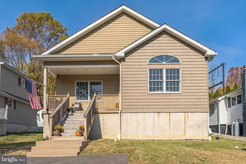 900 Parker St, Langhorne, PA 19047