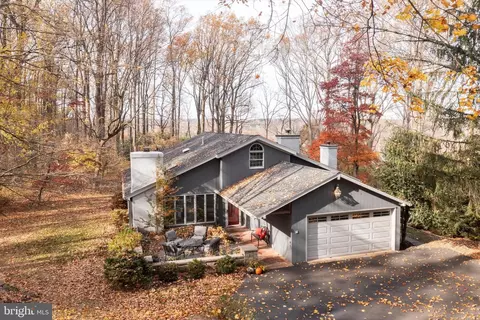 6095 Stoney Hill Rd, New Hope, PA 18938