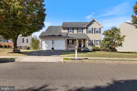 333 Pennington Way, Perkasie, PA 18944