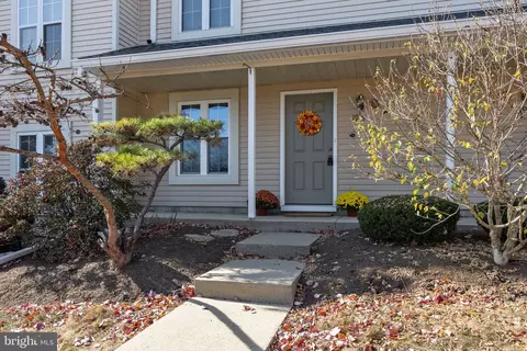 1915 Society Pl, Newtown, PA 18940