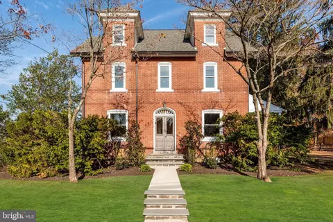 729 Blooming Glen Rd, Perkasie, PA 18944