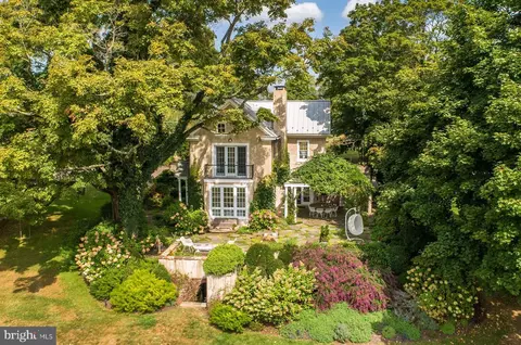 3648 Fretz Valley Rd, Ottsville, PA 18942