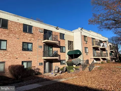 1575 W Street Rd #915, Warminster, PA 18974