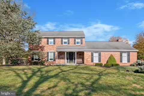 119 Willow Ln, Warrington, PA 18976
