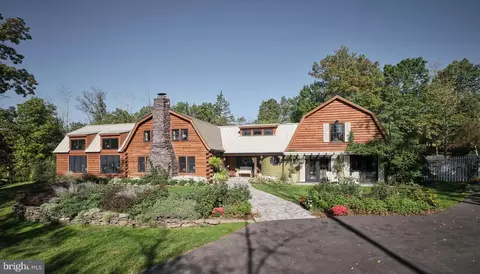 103 Center Hill Rd, Upper Black Eddy, PA 18972
