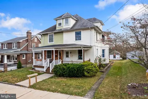 107 N 3rd St, Perkasie, PA 18944