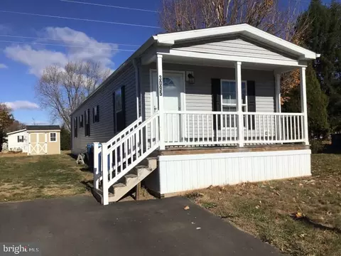3095 Chandler Dr, Morrisville, PA 19067
