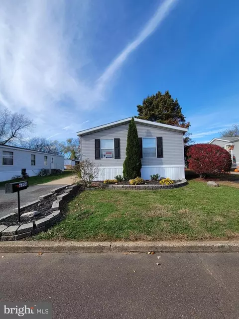 6308 Fuller Dr, Morrisville, PA 19067