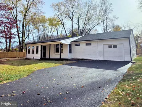 174 E Highland Ave, Langhorne, PA 19047