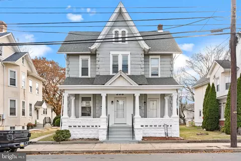 308 E Broad St, Quakertown, PA 18951