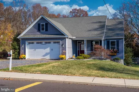 515 Washington Ave, Sellersville, PA 18960