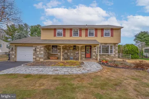 98 Heather Rd, Churchville, PA 18966