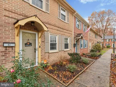 63 Stonegate Vlg, Quakertown, PA 18951
