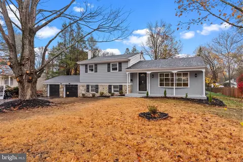 9 Olivia Dr, Yardley, PA 19067