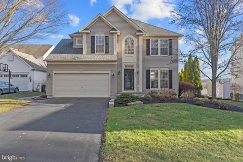 4414 Sunflower Dr, Doylestown, PA 18902