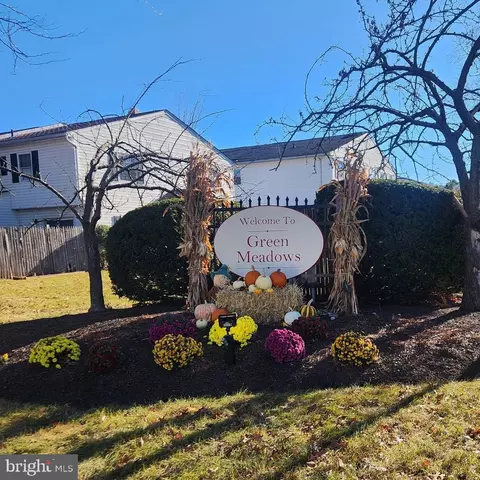 219-220 Washington Pl, Telford, PA 18969