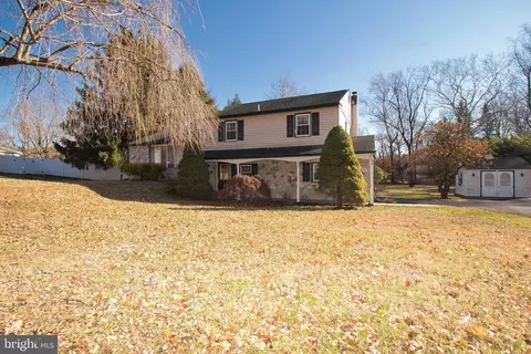 36 Brookline Rd, Ivyland, PA 18974