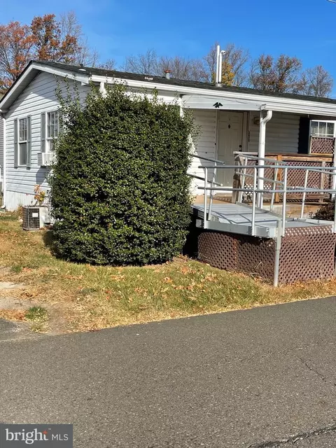 3420 Azalea Ave, Feasterville Trevose, PA 19053