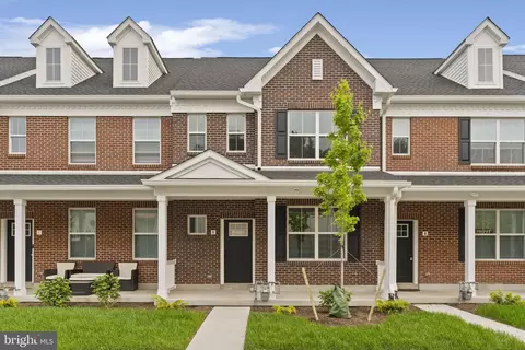 30 N Eighth St #B15, Perkasie, PA 18944