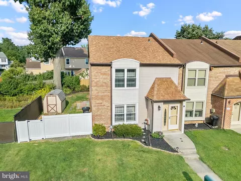 130 Hollybrooke Dr, Langhorne, PA 19047