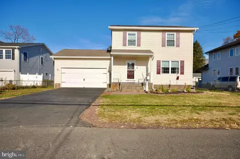 1723 Dixon Ave, Croydon, PA 19021