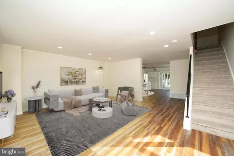 5226 Windward Ln, Bensalem, PA 19020