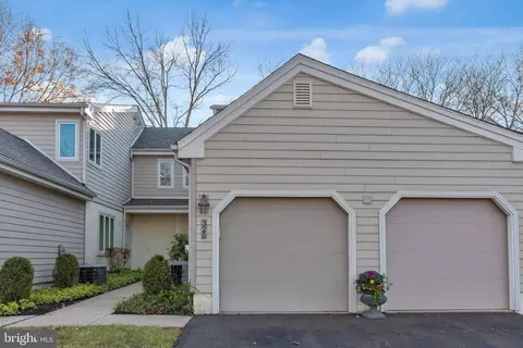 325 Dorset Ct, Doylestown, PA 18901