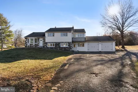 1237 H Seven Corner Rd, Perkasie, PA 18944