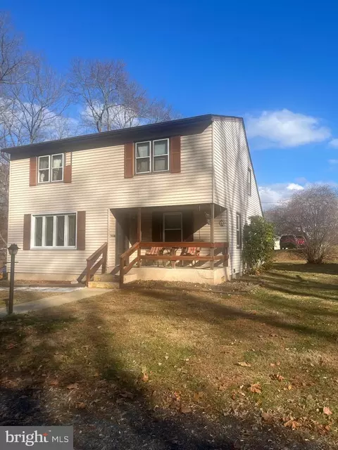 4225 Walsh Ave, Feasterville Trevose, PA 19053
