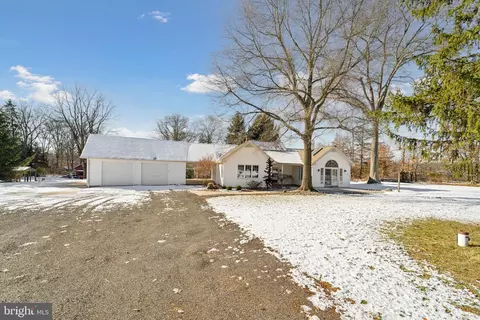 3651 Lower Mountain Rd, Forest Grove, PA 18922