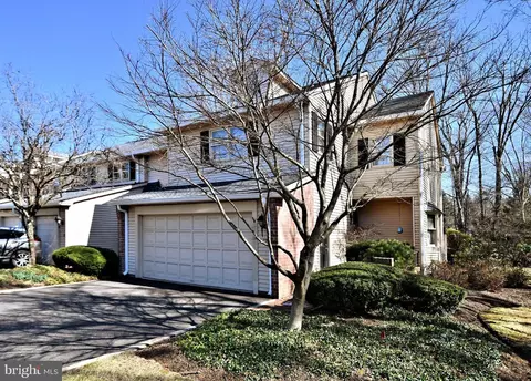79 Sutphin Pnes, Yardley, PA 19067