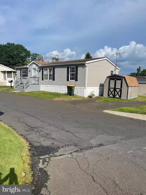 3405 Rose Ave, Feasterville Trevose, PA 19053