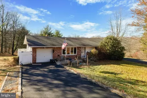 1406 Butler Ln, Perkasie, PA 18944