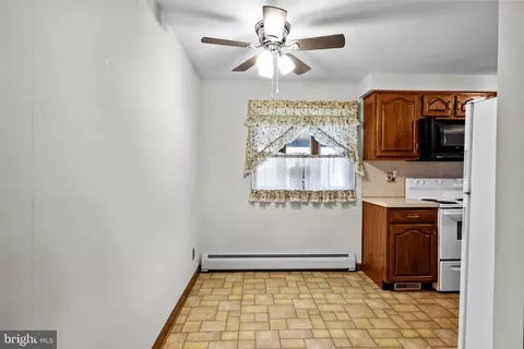 2613 Filbert Ave, Croydon, PA 19021 photo 11