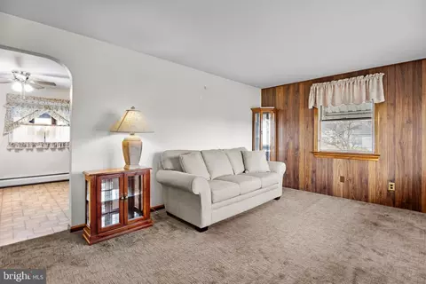 2613 Filbert Ave, Croydon, PA 19021 photo 6