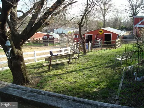 543 Old Street Rd, Feasterville Trevose, PA 19053