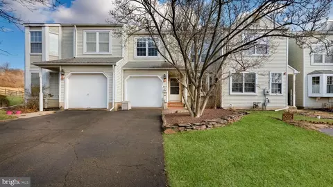 23 Parkview Way, Newtown, PA 18940