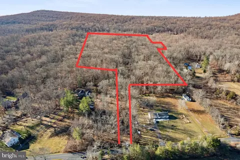 611 Haycock Run Rd, Kintnersville, PA 18930