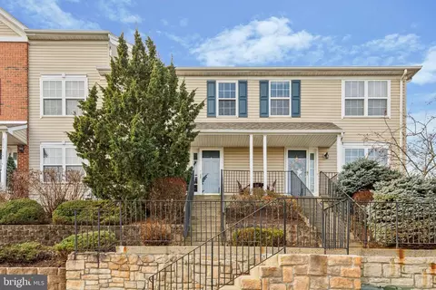827 Purple Martin Ct #225, Warrington, PA 18976