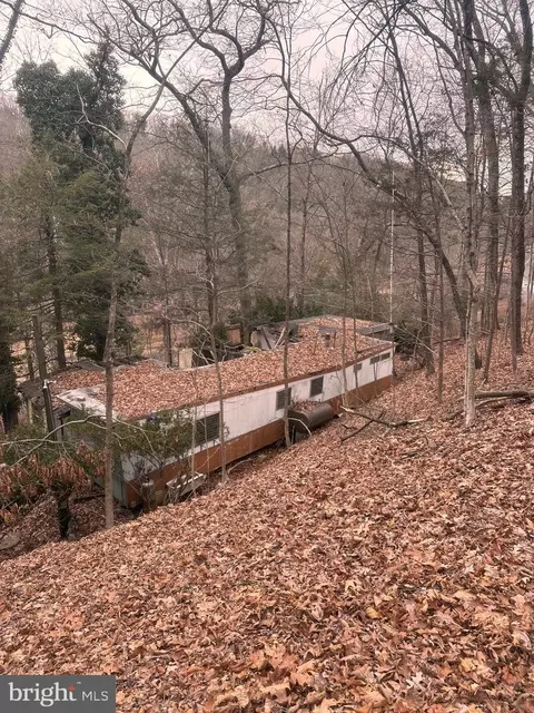 294 Headquarters Rd, Ottsville, PA 18942