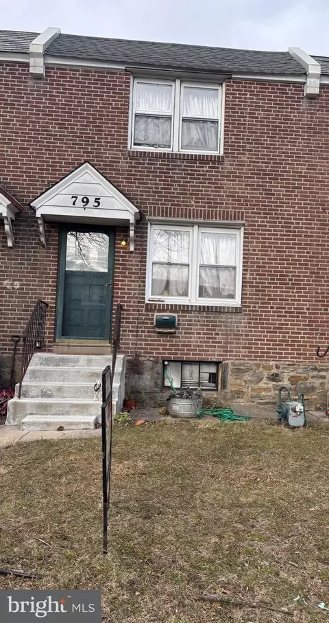 795 3rd Ave, Bristol, PA 19007
