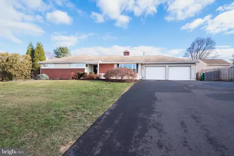 1725 Durham Rd, Langhorne, PA 19047