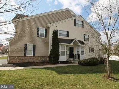 62 Brecknock Ct, Newtown, PA 18940